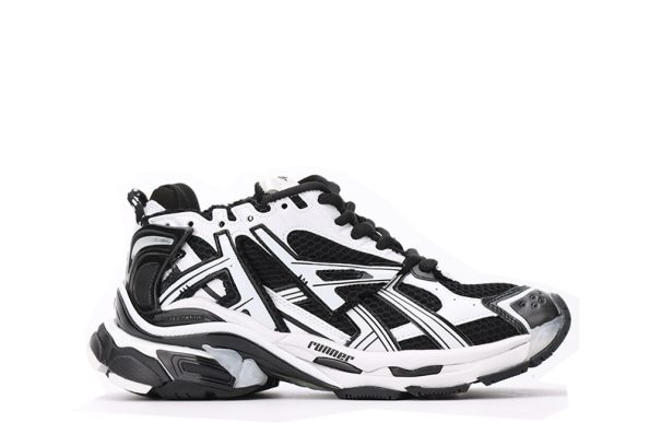 Balenciaga Runner “BLACK WHITE” Quality Replica